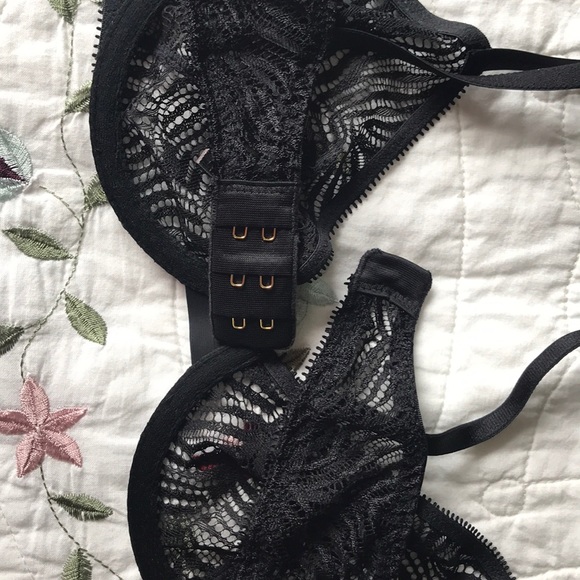 Bra - Picture 3 of 3